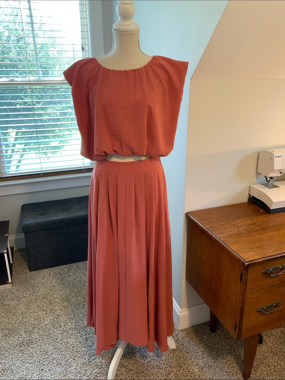 Blu Pepper Rust Bubble Top and  Skirt Set - L EUC